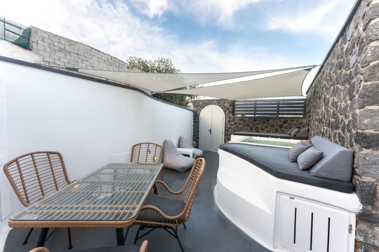 Sun Naam Home Santorini With Heated Jacuzzi Karterados (Santorini) Exterior foto